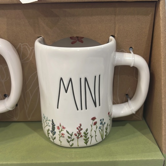 NIB Rae Dunn Mom and Mini Mug Set - Picture 3 of 5